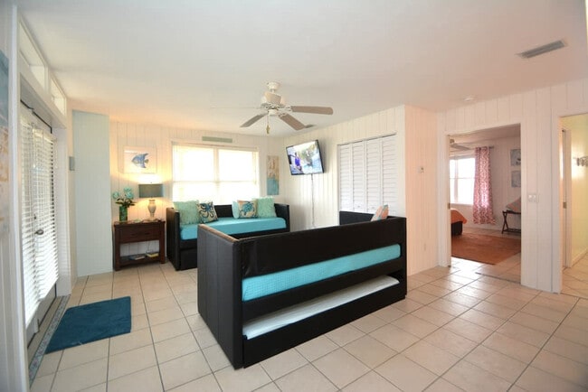 Photo - 62 Moody Dr Unit ID1261613P