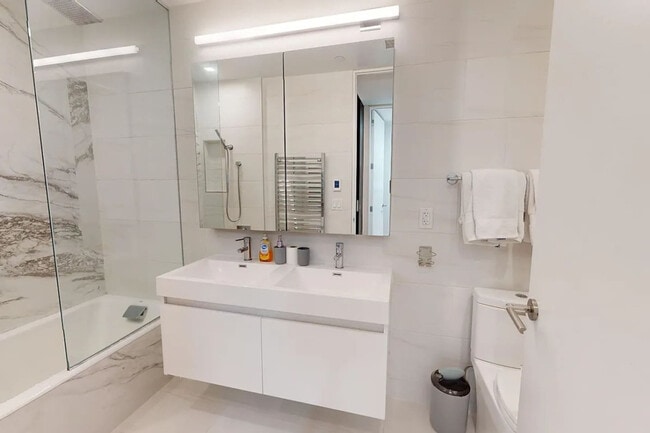 Photo - 132 W 26th St Unit SI ID1541923P