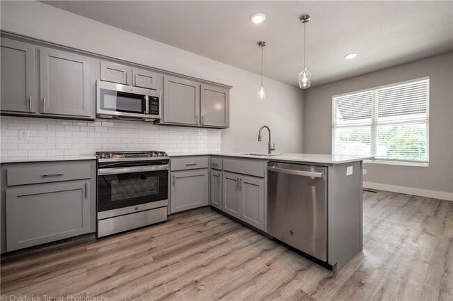 Photo - 1510 N Gregg Ave