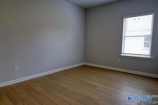 Photo - 206 Waylan Rdg Ln