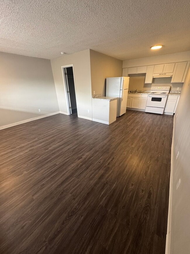 Photo - Valley View Apartments