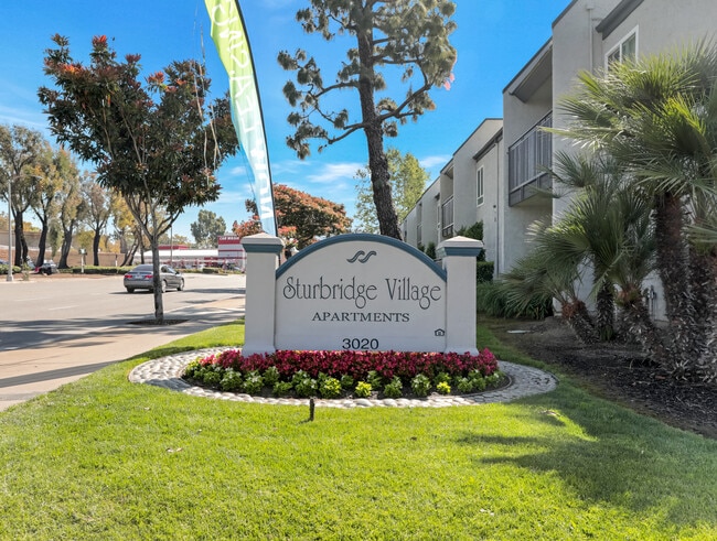 Yorba Linda Blvd - Sturbridge Village Apartments