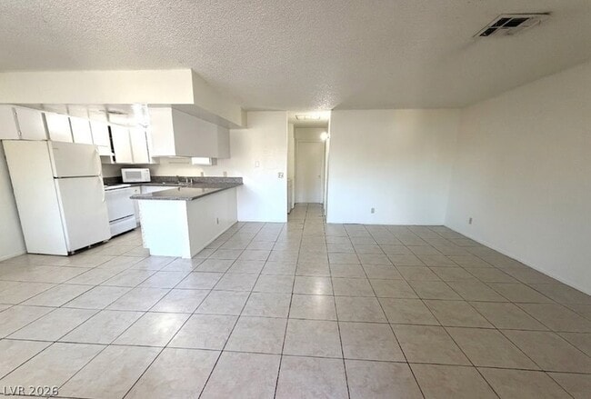 Photo - 3440 Civic Center Dr