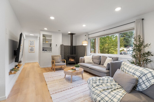 Building Photo - 23006 63rd Ave W Unit ID1324819P