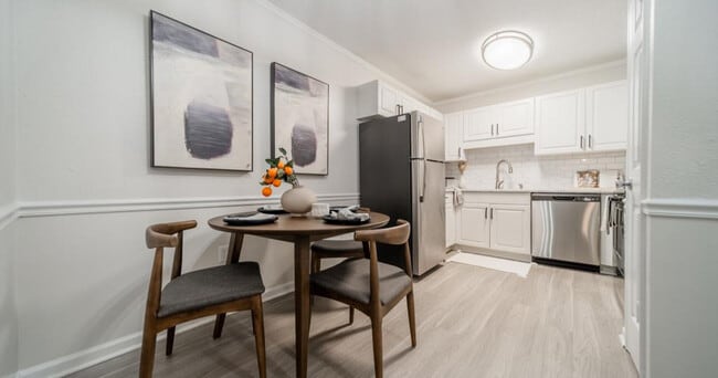 Photo - Waterford Place Apartment Homes