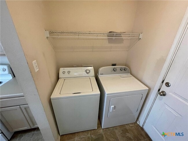 Photo - 933 Sagewood Trail Unit 935