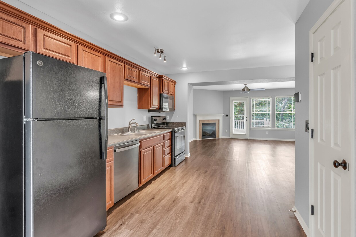 TH5 fp pic - 23 NW 95th Place - Final-103 - 2BR  2.5BA  1-Car Garage · Unfinished Basement