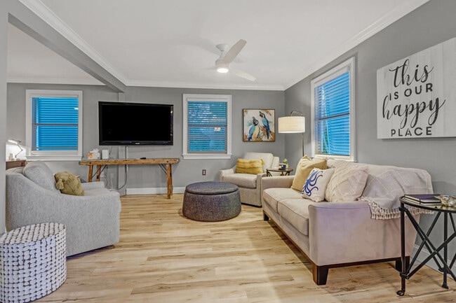 Photo - 1081 Hollygate Ln Unit SI ID1502606P