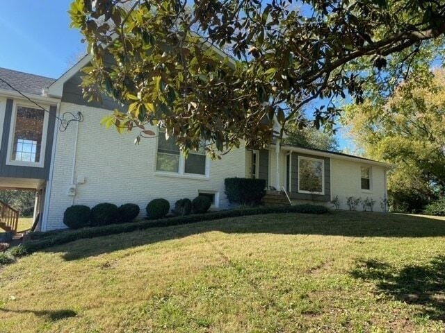 Photo - 709 Davis Dr