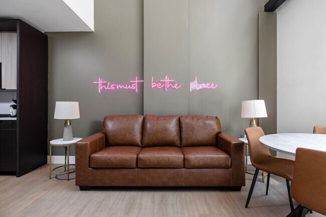 Photo - 421 N Pennsylvania St Unit ID1312589P