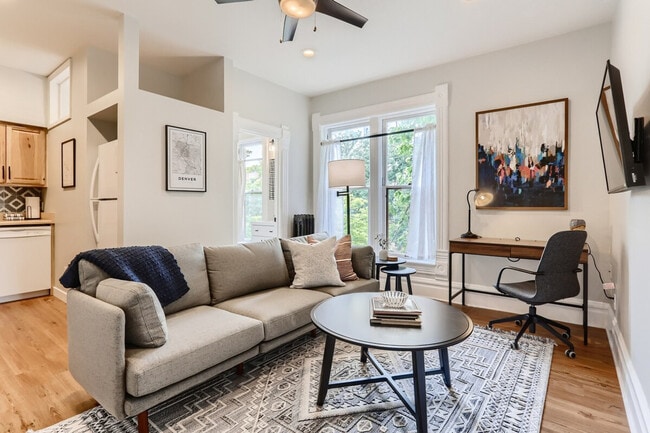 Building Photo - 2805 E 16th Ave Unit ID1026250P