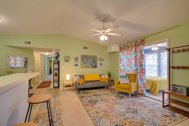 Photo - 140 Spanish Oak Dr Unit SI FL3-ID1609846P
