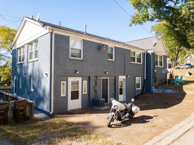 Photo - 1010 Carolyn Ave