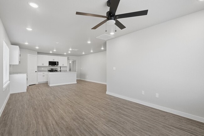 Photo - 3035 Glennster St