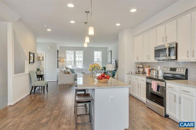 Photo - 3548 Grand Forks Blvd