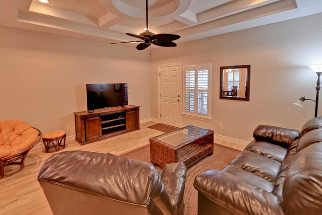 Photo - 131 E Acapulco St Unit ID1255591P