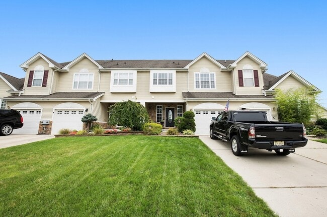 Building Photo - 216 Westbrook Dr