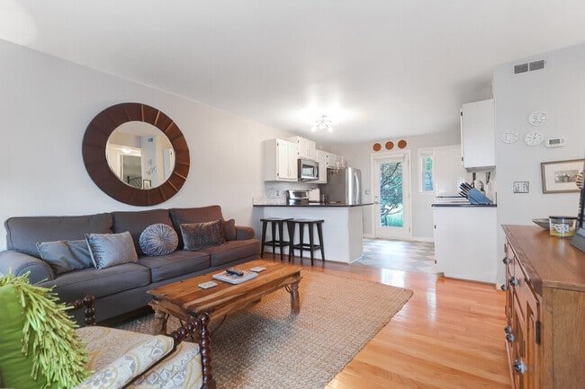 Photo - 412 St Charles Ct Unit ID1359005P