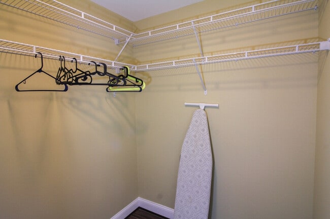 Photo - 2762 Cameron Rd Unit ID1431386P