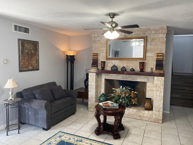 Photo - 5013 Wingfoot Ln Unit SI FL1-ID1513134P