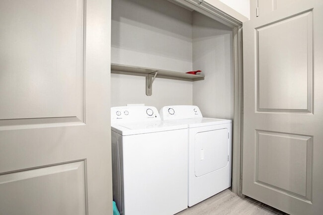 Photo - 1905 Canterbury St Unit SI ID1359159P