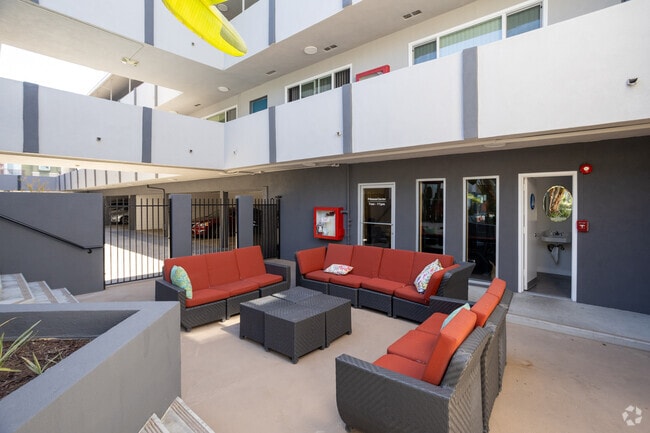 Building Photo - South Olive Apartments