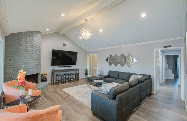 Photo - 10606 Kirkwren Dr Unit ID1029082P