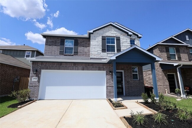 Building Photo - 7739 Bergamot Cir