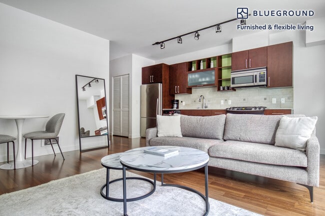 Photo - 1520 Eastlake Ave E Unit FL3-ID211