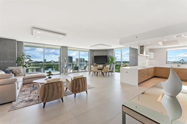 Building Photo - 17111 Biscayne Blvd Unit 2202