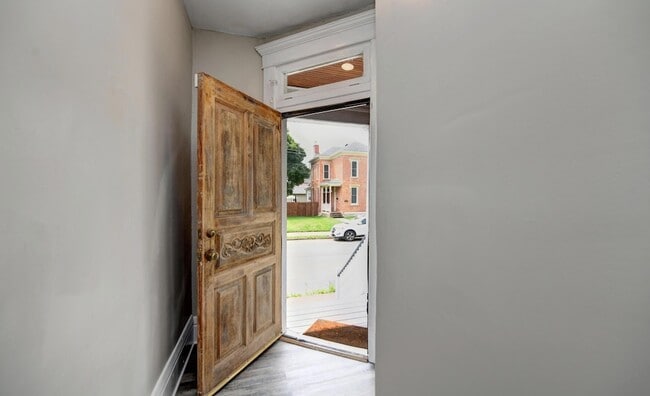 Photo - 1050 Oak St Unit 52