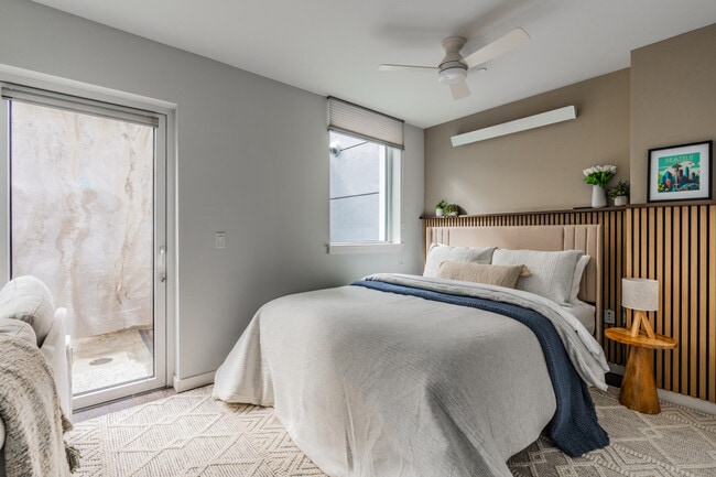 Photo - 320 Queen Anne Ave N Unit ID1364269P