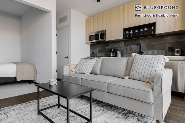 Photo - 1400 W Randolph St Unit SI FL16-ID1170