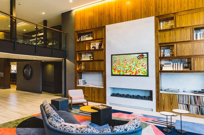 Building Photo - 3475 Piedmont Rd NE Unit ID1332026P