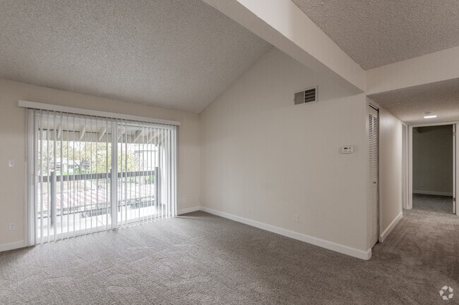 2BR, 1BA - Vintage Faire Apartments