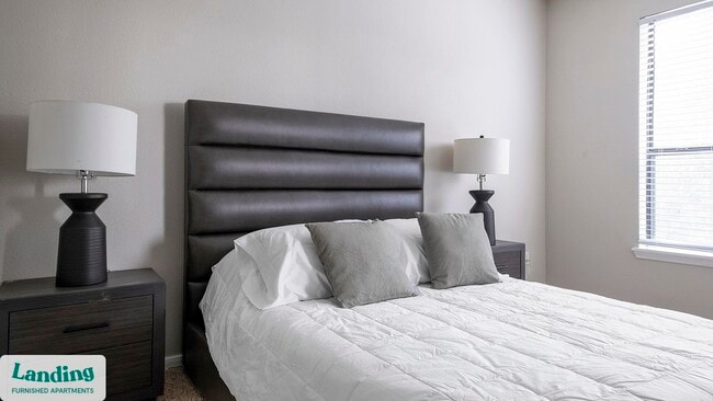 Photo - 2500 Woodland Park Dr Unit J302