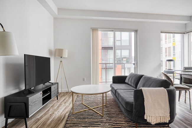 Building Photo - 12269 NE 12th Ln Unit SI FL1-ID835