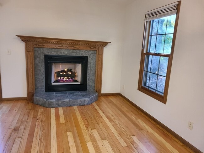 Photo - 2871 E 777th Rd