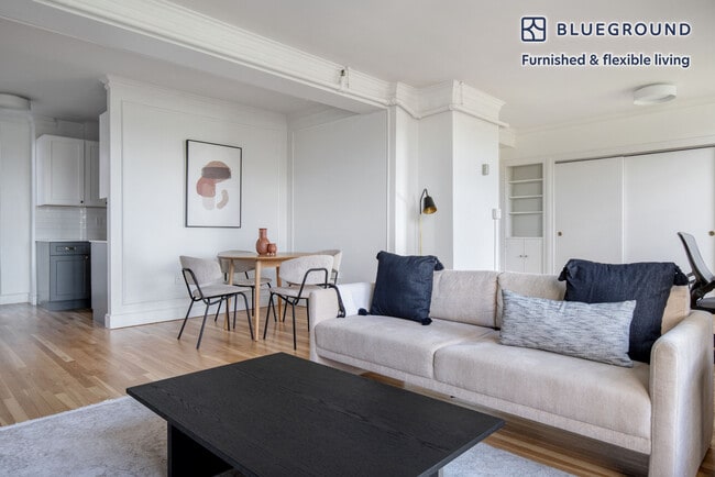 Photo - 1284 Beacon St Unit FL6-ID899