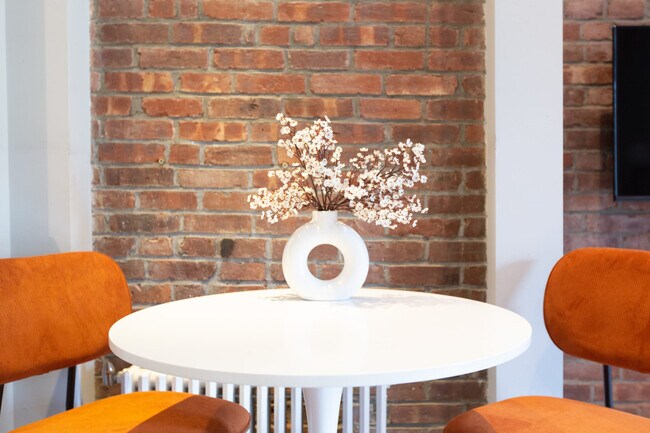 Photo - 689 10th Ave Unit ID1013668P