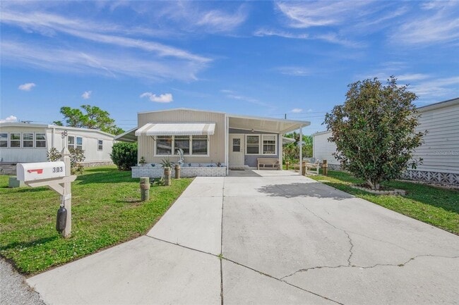 Photo - 303 Marlette Dr