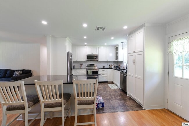 Photo - 4035 Tisdale Rd