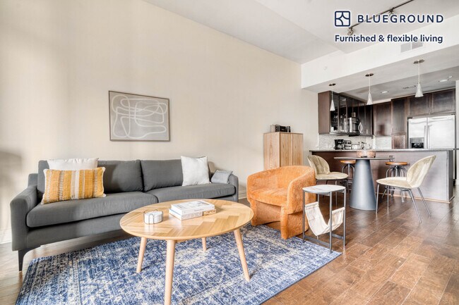 Photo - 301 Brazos St Unit SI FL13-ID166