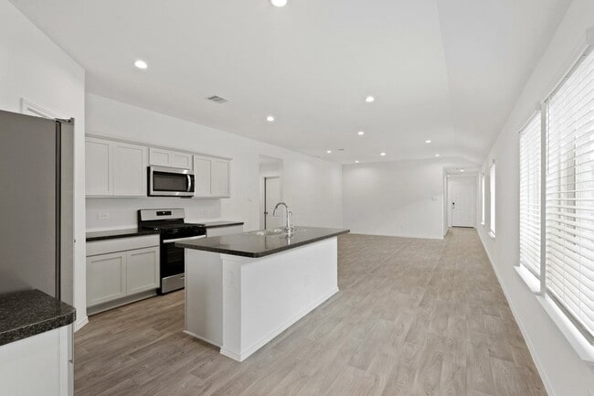 Photo - 5475 Creekstone Rise Ln