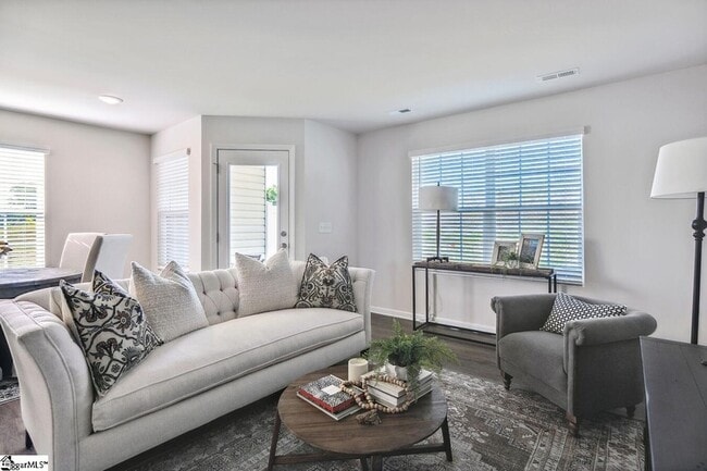 Photo - 420 Kinbrace Ct