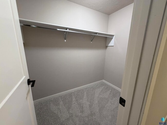 Photo - 2607 E Sunburst Dr