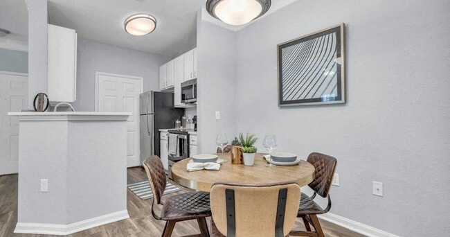 Photo - Marina Pointe