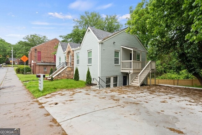 Photo - 636 Francis Pl NW Unit A