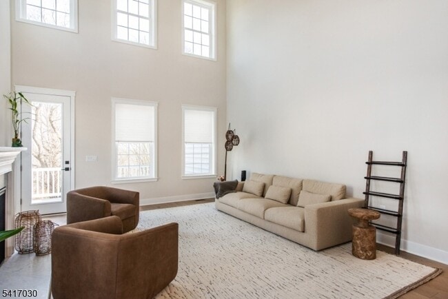 Photo - 37 Hillandale Dr