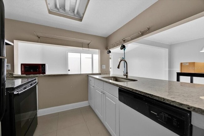 Photo - 352 Caribbean Dr